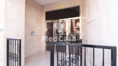 Wiederverkauf - Apartment -
Almoradí - Almoradi - Town
