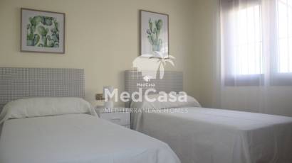 Obra nueva - Villa -
Torrevieja