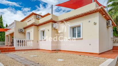 Resale - Villa -
Moraira - El Tesoro