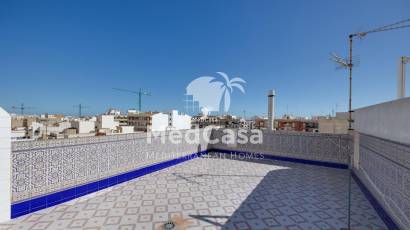 Resale - Penthouse -
Torrevieja - Centro