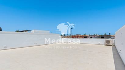 Obra nueva - Villa -
Los Alcázares