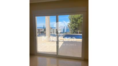 Obra nueva - Villa -
Altea