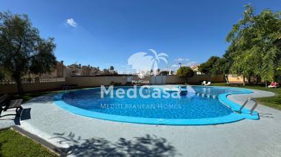 Wiederverkauf - Penthousewohnung -
Orihuela Costa - Los Almendros-La Florida