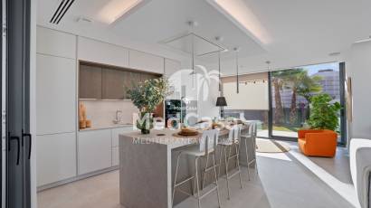 Neubau - Villa -
Benidorm