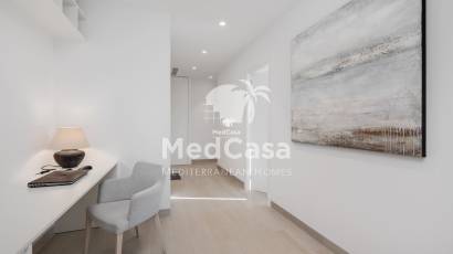 Wiederverkauf - Erdgeschosswohnung -
Golf Las Colinas