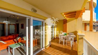 Resale - Apartment -
Orihuela Costa - Campoamor