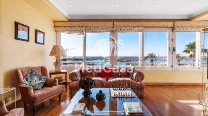 Segunda mano - Apartamento -
Torrevieja - Centro - Muelle Pesquero