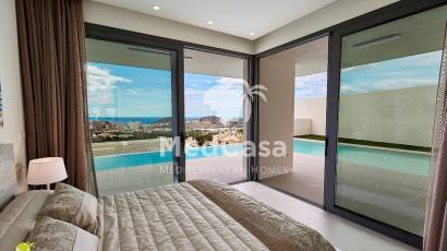 Obra nueva - Villa -
Finestrat