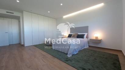 Obra nueva - Villa -
Golf La Finca