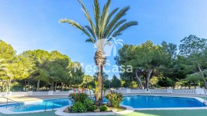 Resale - Apartment -
Orihuela Costa - Altos de Campoamor