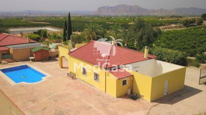 Wiederverkauf - Villa -
Albatera - Albatera - Country