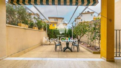 Wiederverkauf - Apartment -
Orihuela Costa - Altos de Campoamor