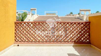 Resale - Townhouse -
Ciudad Quesada - Doña Pepa