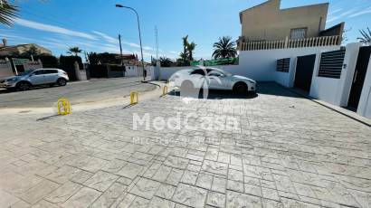 Neubau - Villa -
Torrevieja