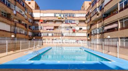 Wiederverkauf - Apartment -
Torrevieja - El Molino