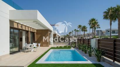 Obra nueva - Villa -
Golf Vistabella