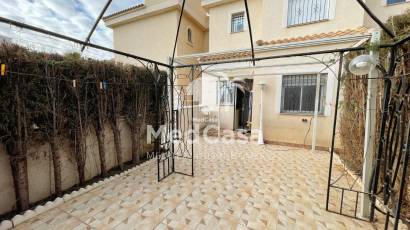 Resale - Townhouse -
Ciudad Quesada - Lo Marabú
