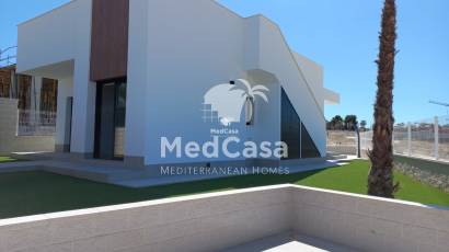 Obra nueva - Villa -
Golf La Finca
