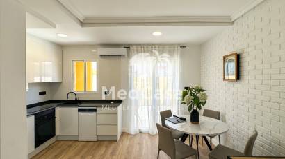 Resale - Townhouse -
Orihuela Costa - La Regia