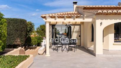 Resale - Villa -
Moraira - Cap Blanc