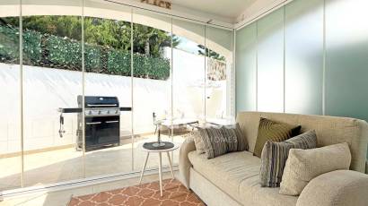 Resale - Villa -
Orihuela Costa - Villamartín