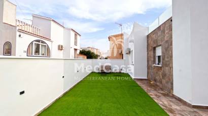 Resale - Townhouse -
Orihuela Costa - Playa Flamenca