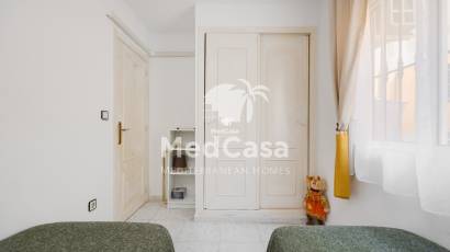 Wiederverkauf - Erdgeschosswohnung -
Torrevieja