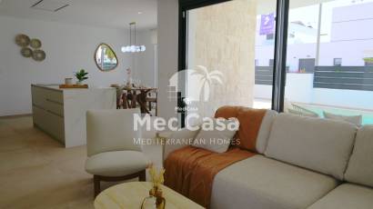 Obra nueva - Adosado -
Dolores